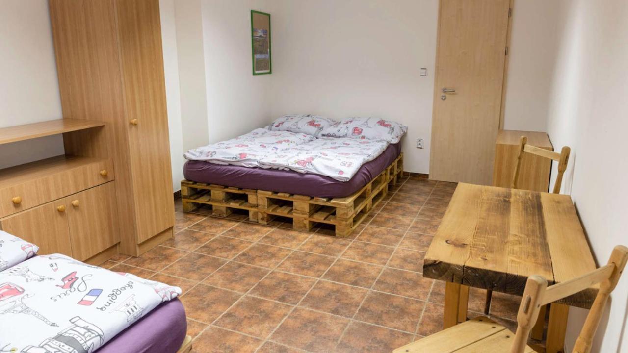 Apartman Cabernet Velké Pavlovice Exterior foto